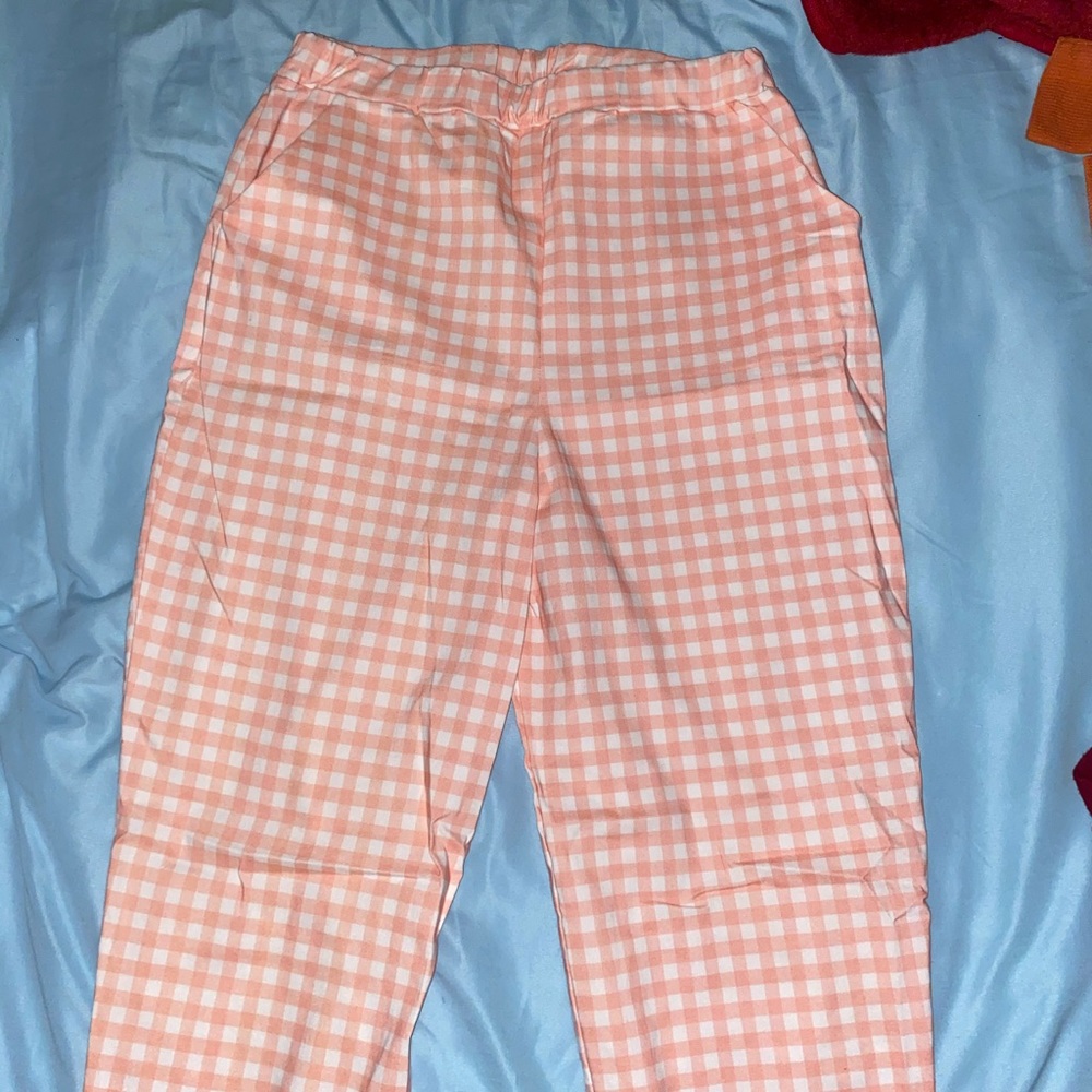 High waisted pink gingham pants